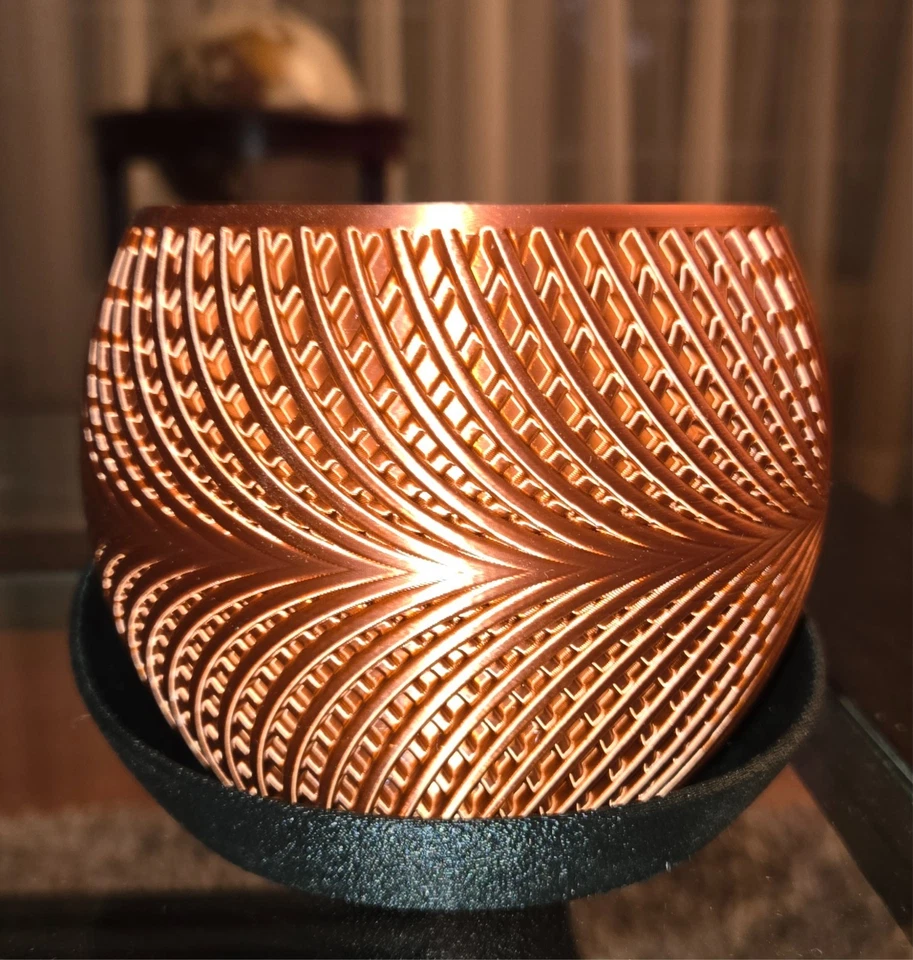 Maceta impresa en 3D 2 piezas cobre/negro tamaño mediano Foto 2 de 4