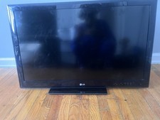 LG Flat Screen TV Black