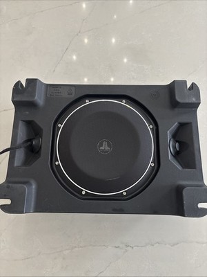 JL Audio PES 110-TW1-4 300W RMS 10  4 Ohm Stowaway Subwoofer