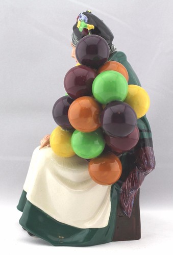 Royal Doulton "The Old Balloon Seller" HN 1315 Figurine Nice Vintage - Picture 3 of 9