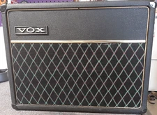 Vintage 1967 VOX Cambridge Reverb, Thomas Organ, Model V1032, small combo amp