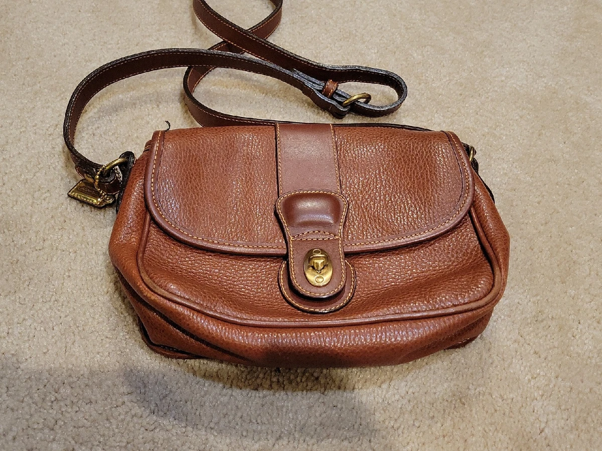 Beautiful Vintage Authentic Coach Bag 5CM-4224