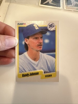  2-error dot and 518 Randy Johnson 1990 Fleer 518 error Excellent Condition