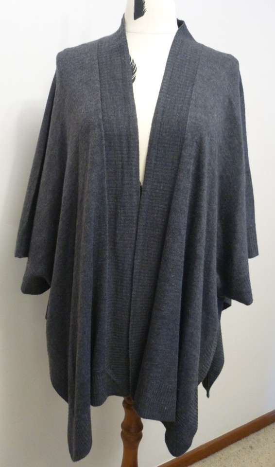 SUZANNEGRAE LADIES KNIT OPEN DRAPED LIGHWEIGHT CARDIGAN/JACKET-SIZE S/M-LIKE NEW