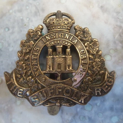 The Suffolk Regiment (WW1 Brass Economy) British Army/Military Hat/Cap Badge