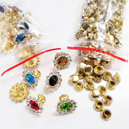 25PCS Rhinestones Sunflower Studs Rivets Leather Craft Clothing Tacks Set DIY - Foto 2 di 17