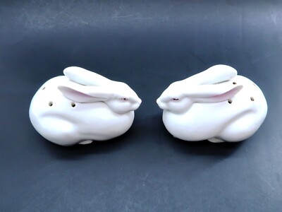 Vintage NEIMAN MARCUS White Rabbit Potpourri Powder Shaker Bunny Set 4.5'' Long