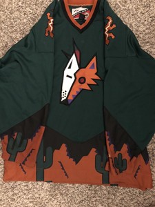 coyotes peyote jersey