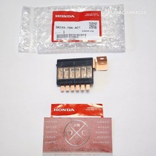 New Genuine OEM Honda Multi Block Fuse 38233-...