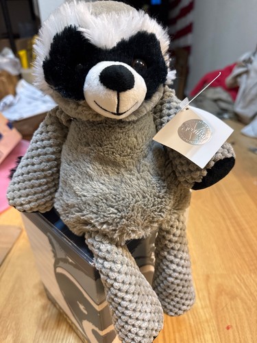 Scentsy Buddy Rowan Raccoon Plush 13" Stuffed Animal w/Jumpin Jelly Beans Pak - Picture 2 of 14