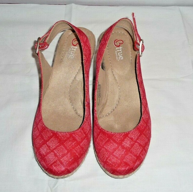 Baretraps Women's Sling back Red Shoes Size 7 EUC Gem