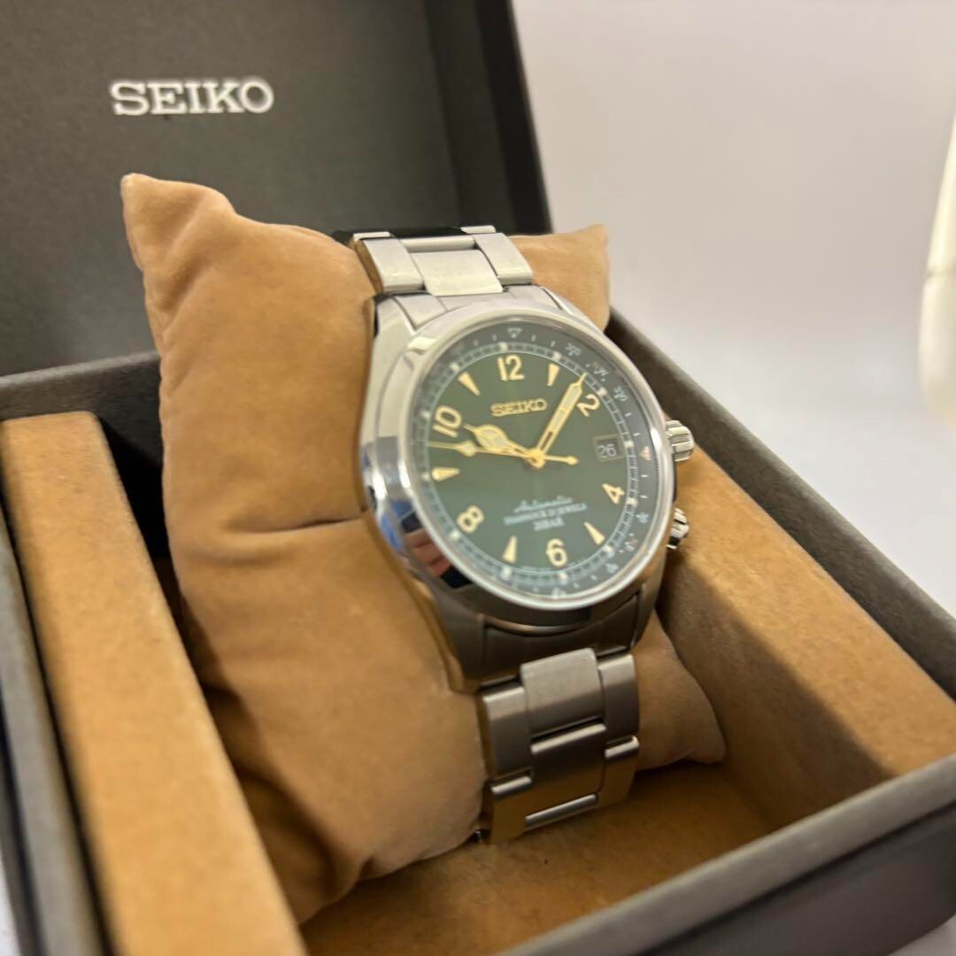 Seiko Alpinist 6R15-00E1 Automatic with replacement strap Fashion