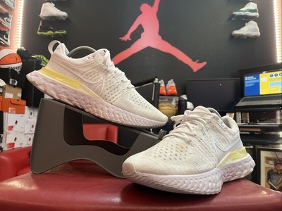 Nike REACT INFINITY White RUN FK 2 MENS 9.5 | WOMANS 11  rare 