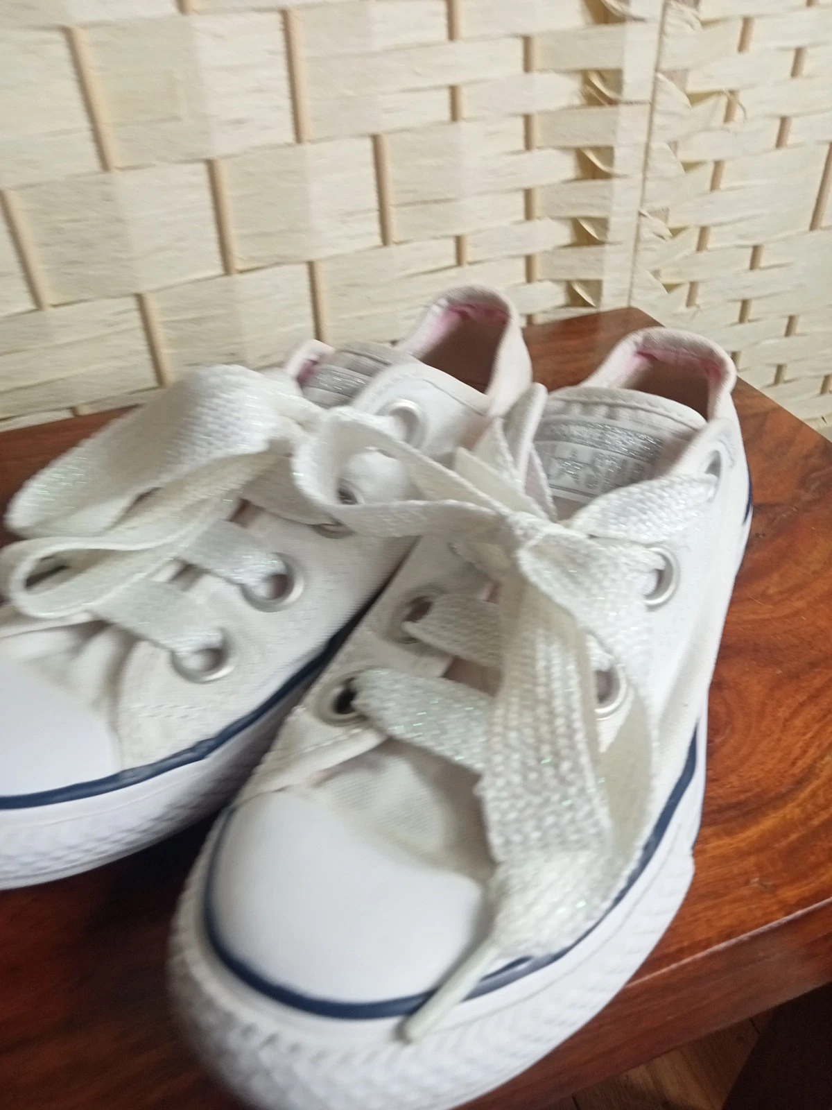 Converse Chuck Taylor All Star bianche occhiello grande OX UK 3 US 3 5 EU 35 5 scintillanti