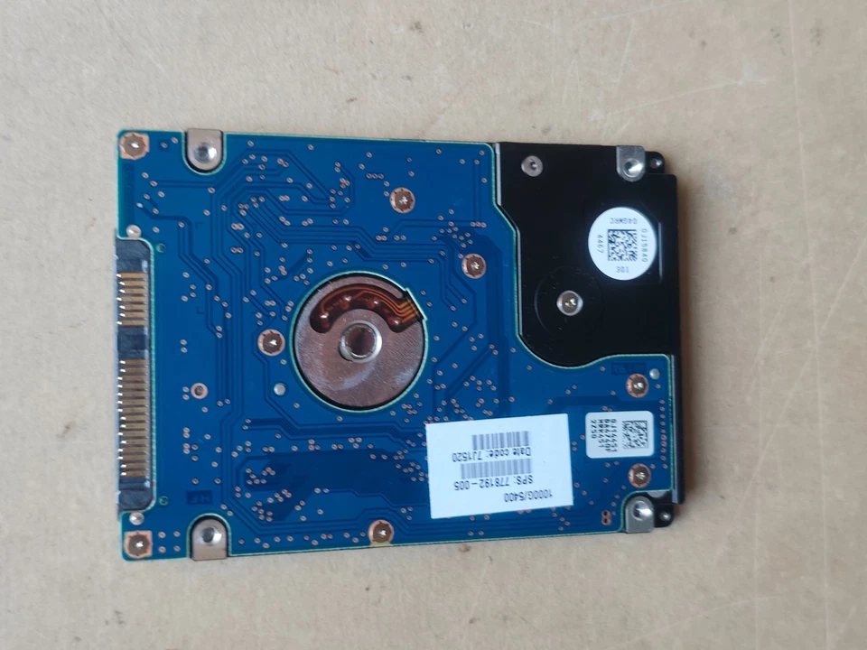 HGST HTS541010A9E680 1 TB 2,5" HDD Festplatte 5400rpm 8MB SATAIII - Bild 2 von 4