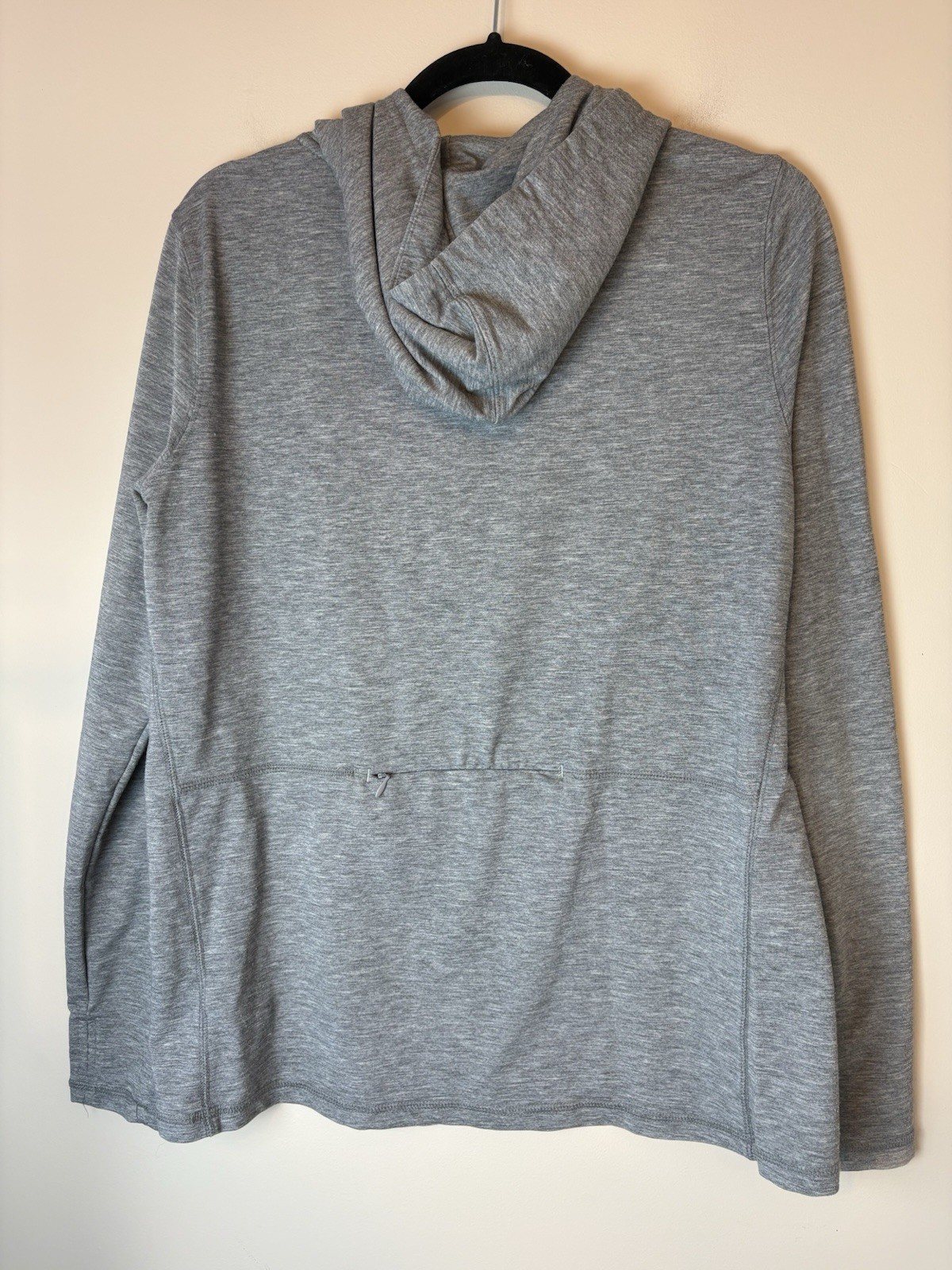 Vineyard Vines Performance Grey Drawstring Hoodie… - image 8