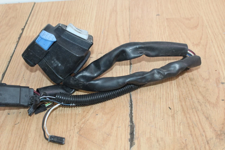 Interruptor de manillar izquierdo Arctic Cat M8 2007 Foto 3 de 4