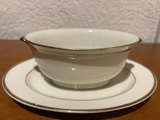 Sauciere mit Unterteller Hutschenreuther Hohe...