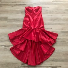 Vintage Strapless Formal Cocktail Prom Valentine's Day Dress Ruffle Bottom