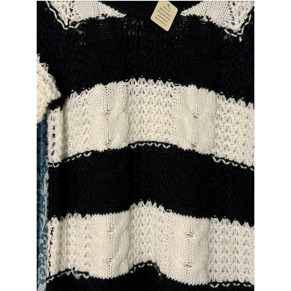 Nuevo con etiquetas Suéter Basura Nordstrom Talla Pequeña Tejido Blanco y Negro a Rayas Y2K Foto 2 de 4