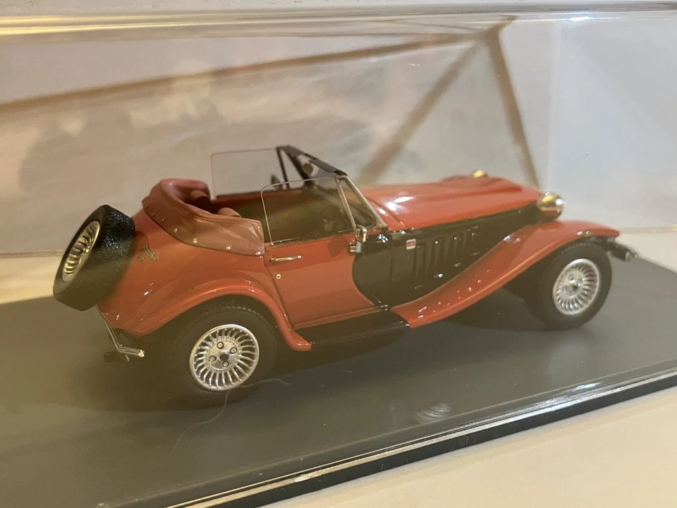 1:43 PANTHER KALLISTA RED BLACK ROSSO NEO NEO 43966 - Immagine 3 di 3