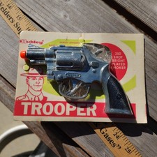 Vintage Hubley Toy Gun Pistol Trooper In Package