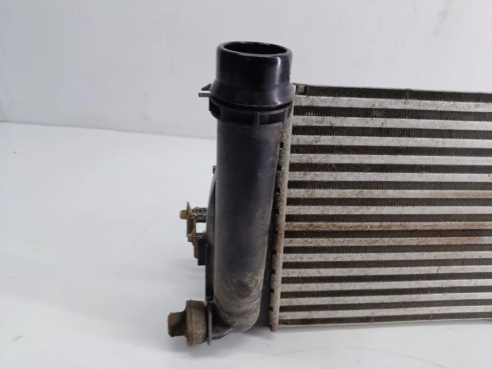 Renault Clio 2017 intercooler 0,9 144963014R Foto 4 de 4