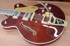 GRETSCH G5622 Usado Cuerpo de Arce Cuello de Arce Laurel Diapasón Marrón