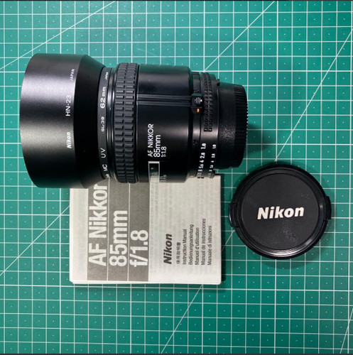 [Excellent] Nikon AF Nikkor 85mm f/1.8D Portrait Lens From Japan