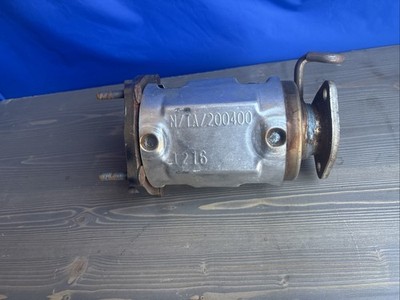 Walker Ultra EPA 16220 Direct Fit Catalytic Converter For Mazda Protege  (W3305)