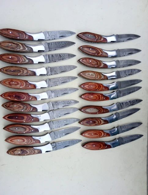 LOTE de 20 piezas Cuchillo Plegable de Acero Damasco, Cuchillos de Bolsillo con Funda de Cuero Foto 4 de 4