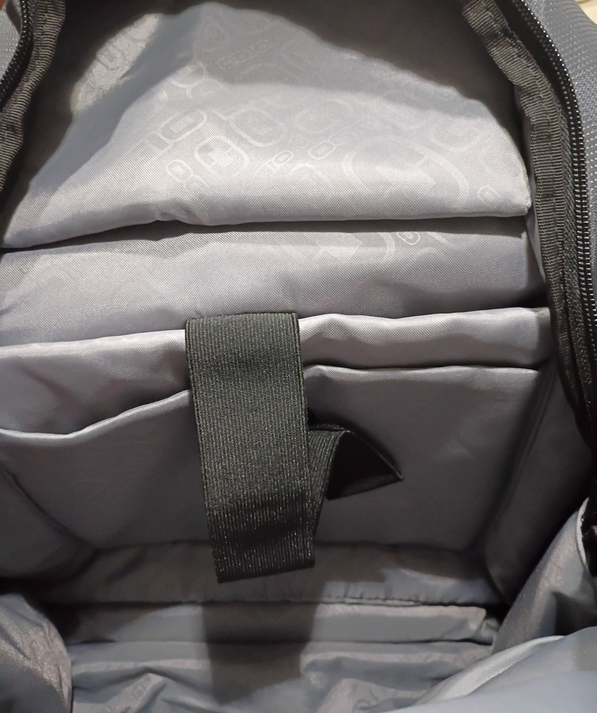 Ogio Backpack - Security and device pockets - lap… - image 9
