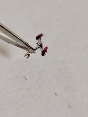EBEL 137 - BREGUET 582 - TEILE UHRWERK - ANKER - NOS