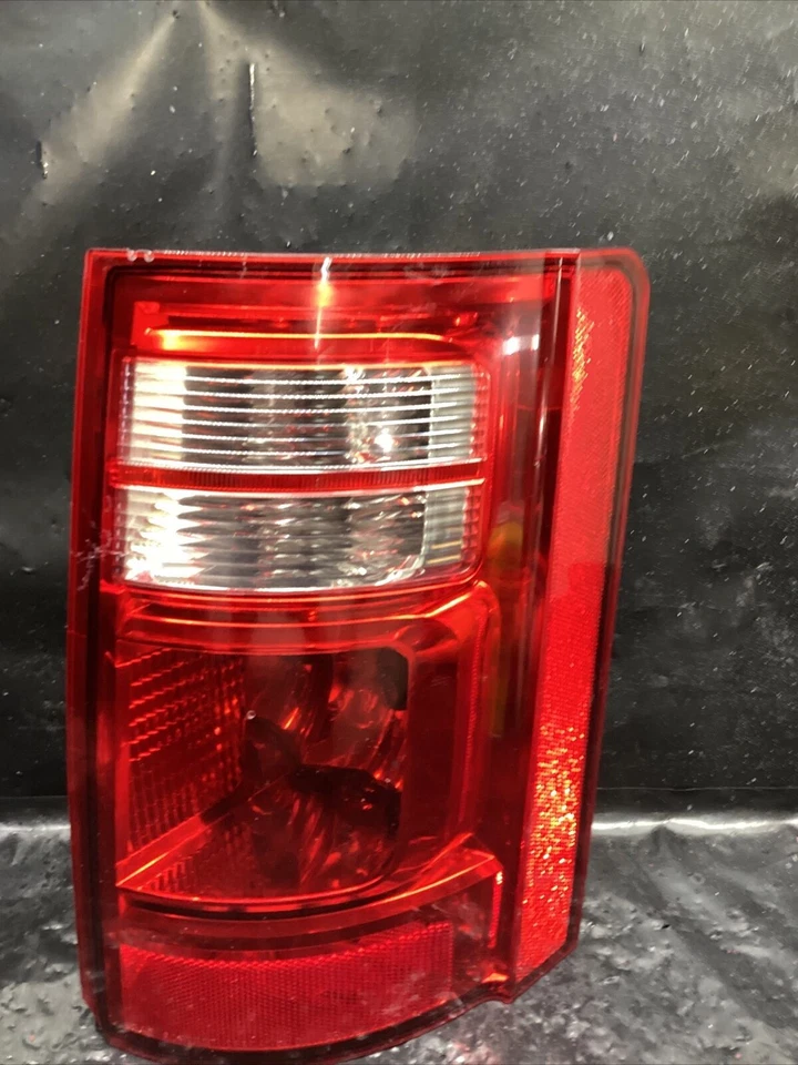 USED 08 - 10 DODGE CARAVAN Passenger Right Tail Light OEM - Image 2 of 4
