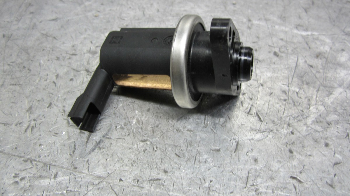 BMW K1600 GT GTL K48 Schaltventil Ventil Sekundärluftventil  