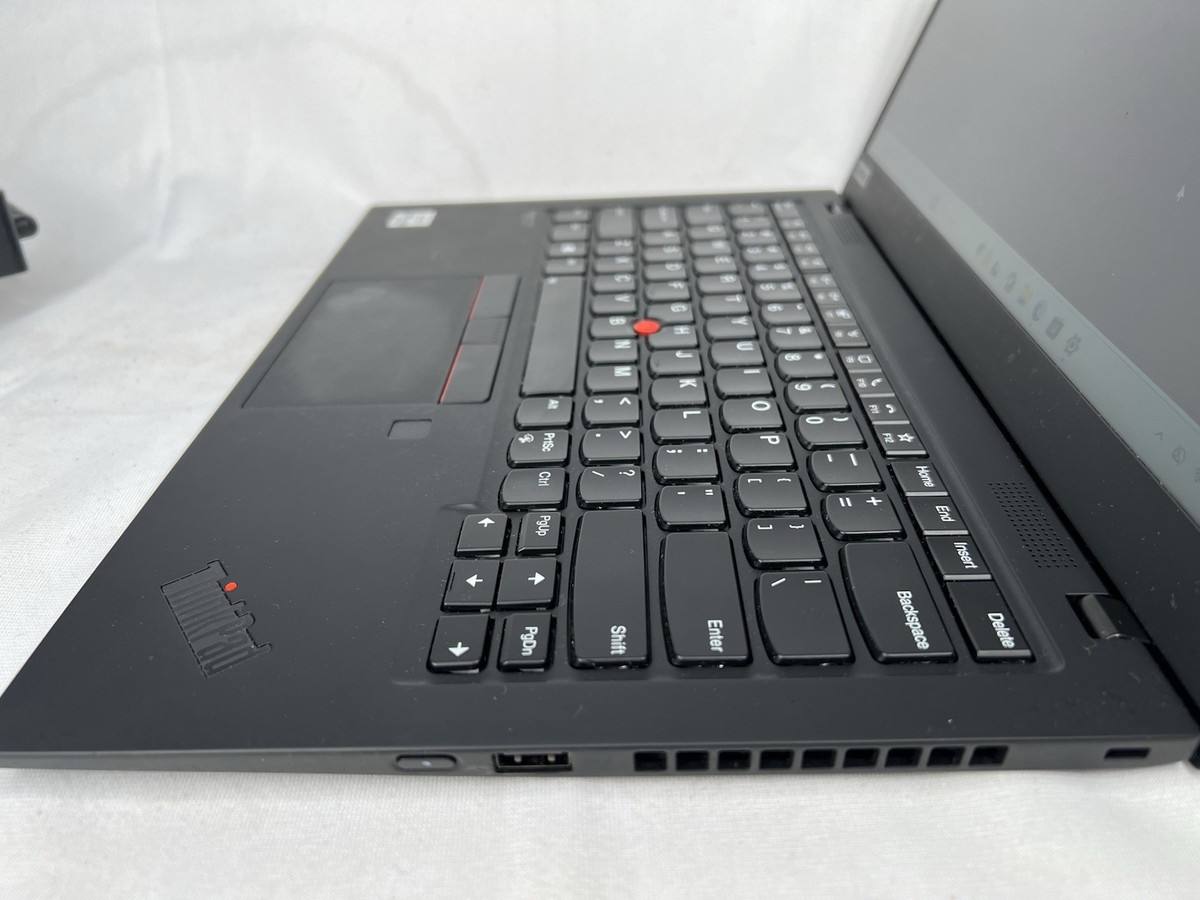 Lenovo ThinkPad X1 Carbon Gen 8 14” I5-10310U, 16GB RAM, 256GB