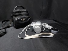 Fujifilm FinePix S Series S3000 3.2MP Digital Camera  Accessories WORKING