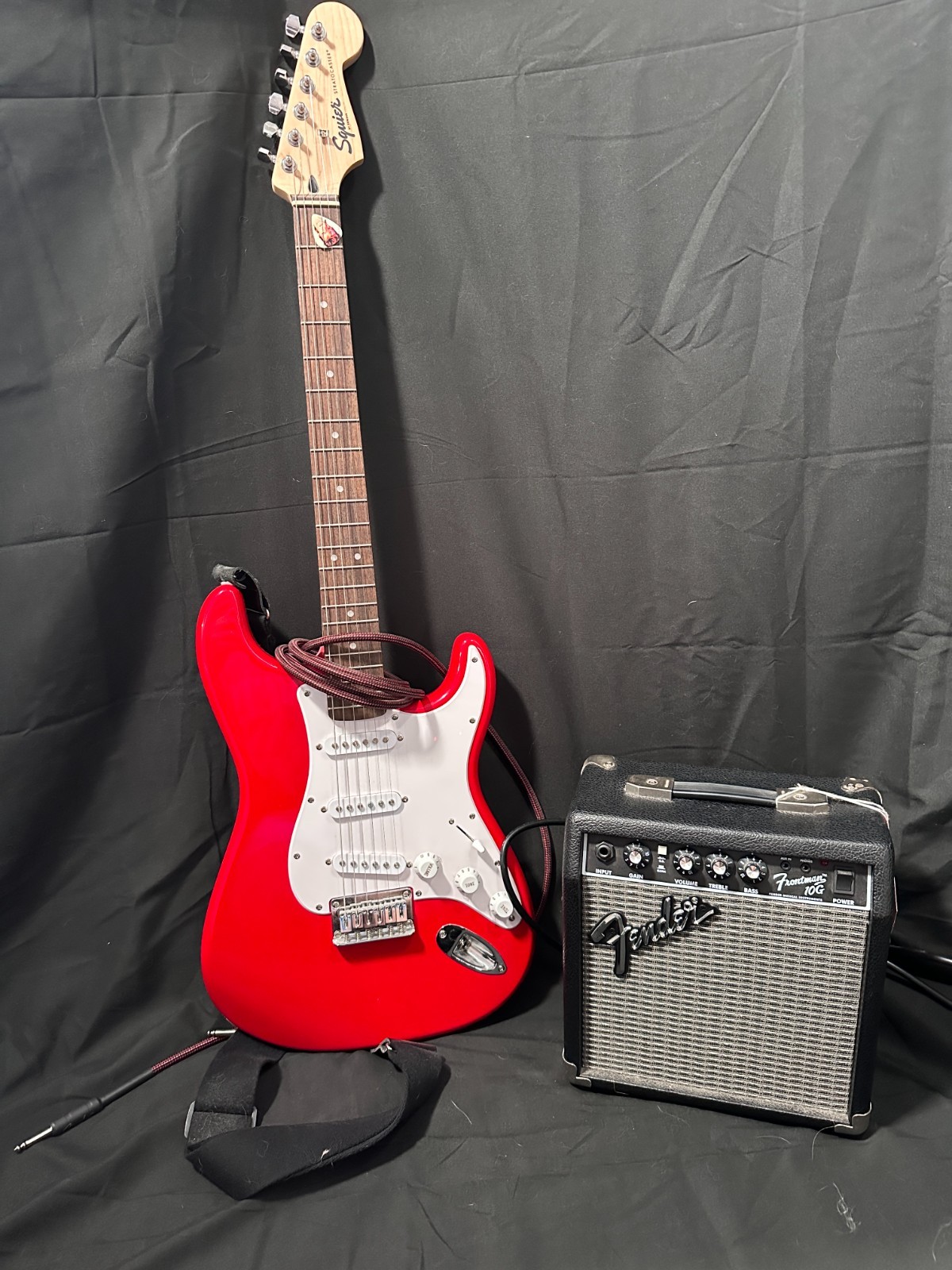 Squier Sonic Stratocaster HT Electric Guitar + Fender Amp - Collection