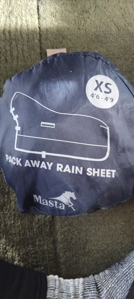 Masta XS Navy Rain Sheet Pack Away Rain Sheet Waterproof 4ft6-4ft9 - Image 2 of 3