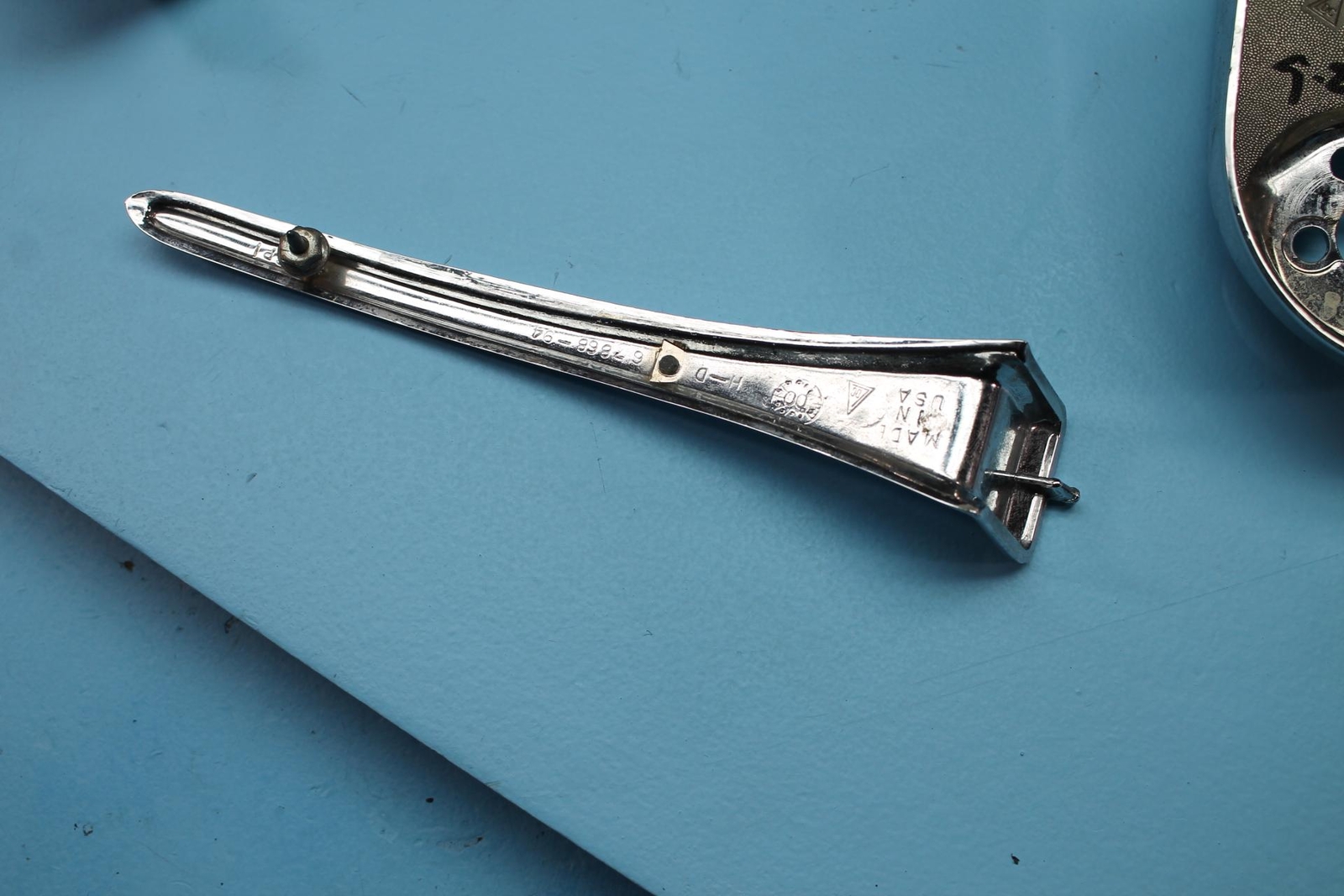 1282 01 HARLEYDAVIDSON ROAD KING HEADLIGHT COVER HEADLIGHT NACELLE