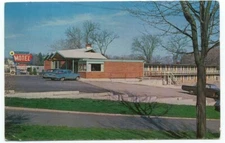 Norwalk CT The Golden Crest Motel & Restaurant Rt.1 Postcard ~ Connecticut
