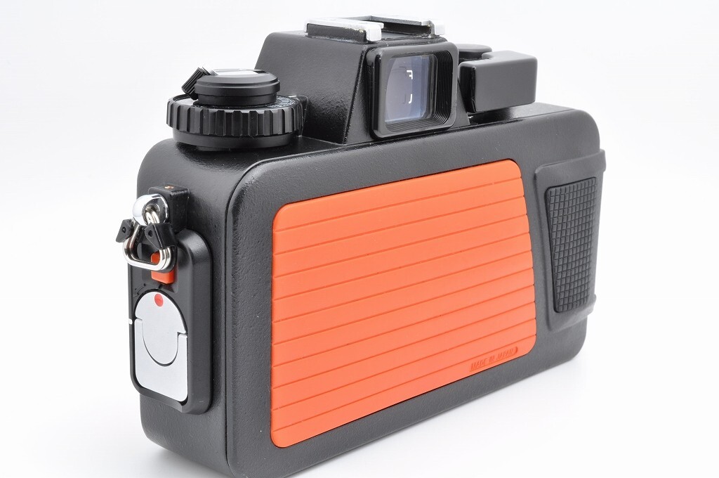 Near MINT] Nikon NIKONOS V Orange Underwater 35mm Film Camera Body