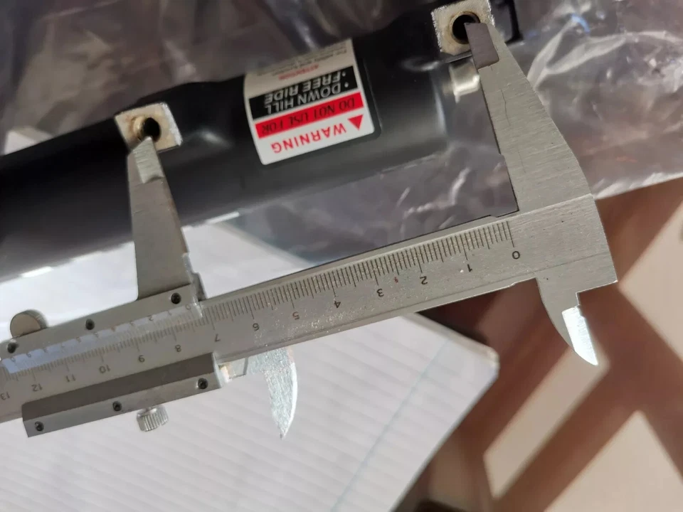 Matt Black 26" Mountain Bike Suspension Front Fork ( 12 Months Warranty ) - Image 4 of 4