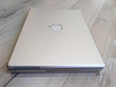 Apple PowerBook G4 12.1inch Retro Laptop PowerPC G4 867MHz