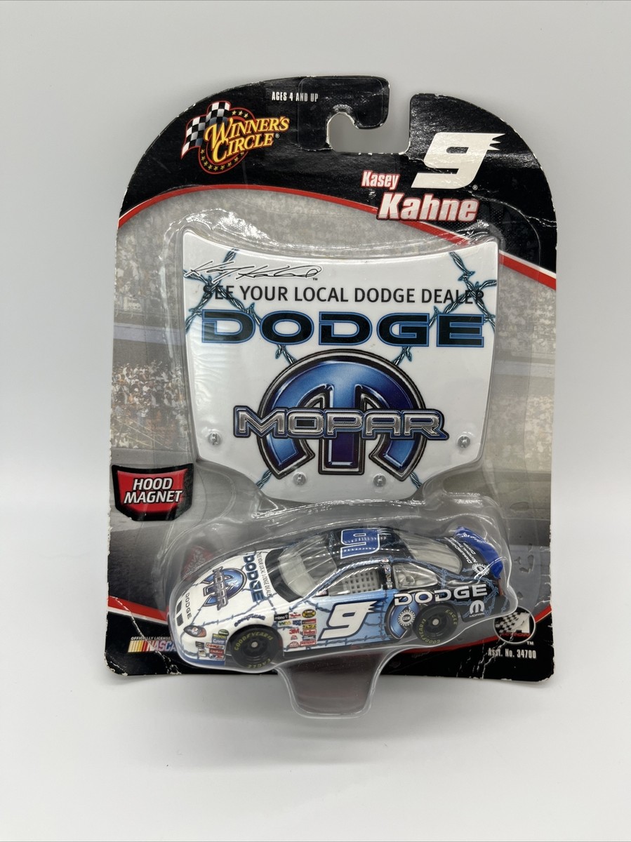 かっちゃん　ベスト Winners Circle #9 DODGE NASCAR 2005 MOPAR Kasey Kahne 1:64 +