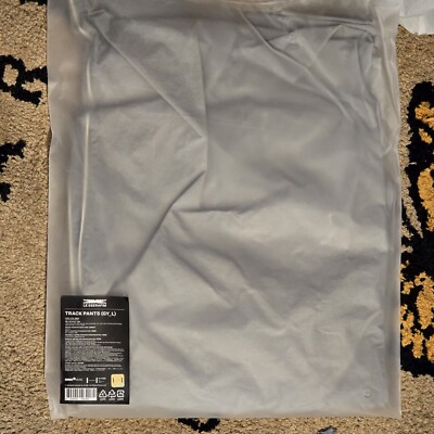TRACK PANTS GREY (SIZE L) LE SSERAFIM EASY POPUP 2024 WITH