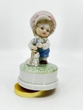 музыкальные шкатулки Vintage Porcelain Figural Music