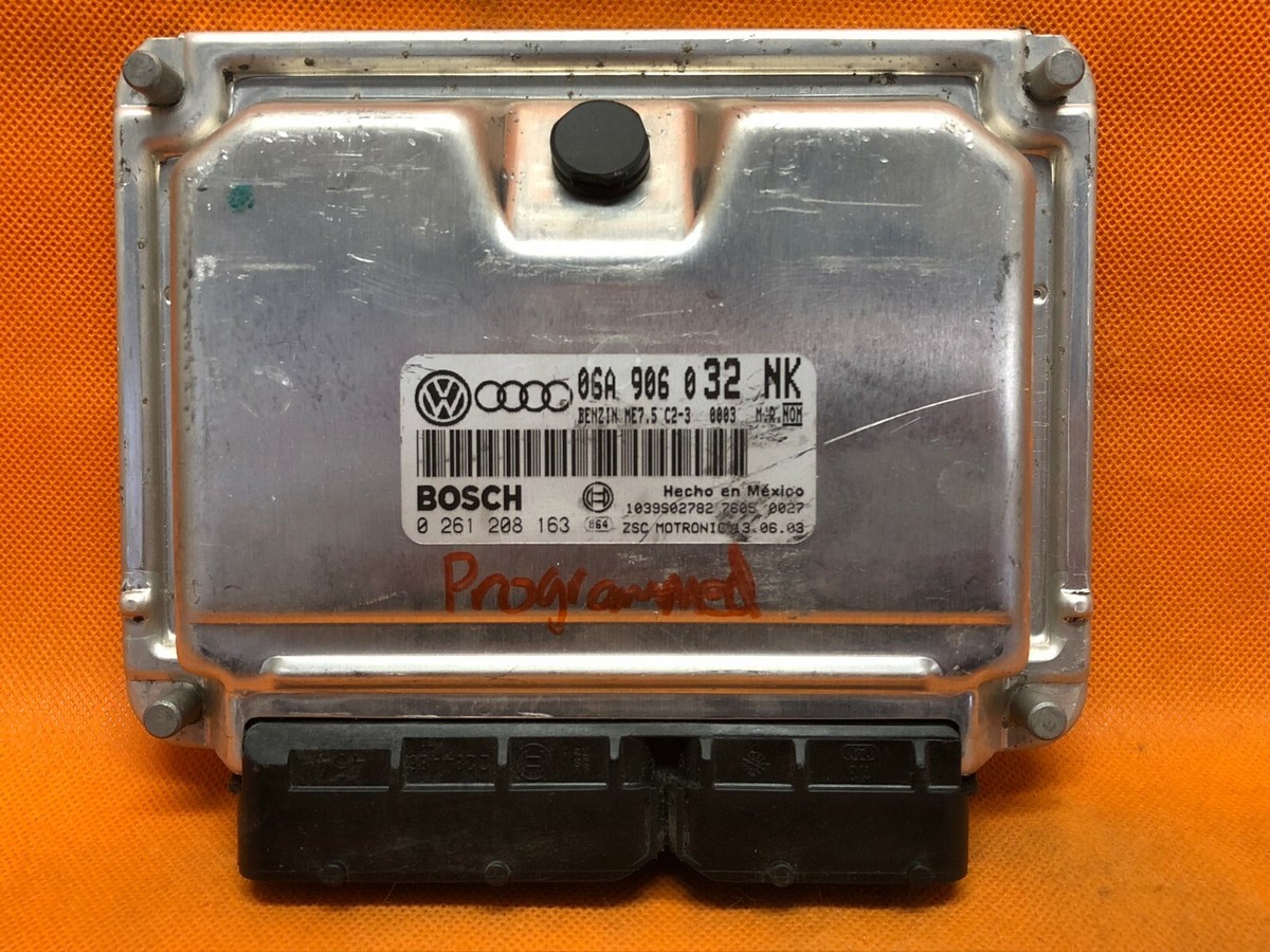 2004 VOLKSWAGEN Golf 06a 906 032 NK ECU 1.8 MT Computer VW Jetta