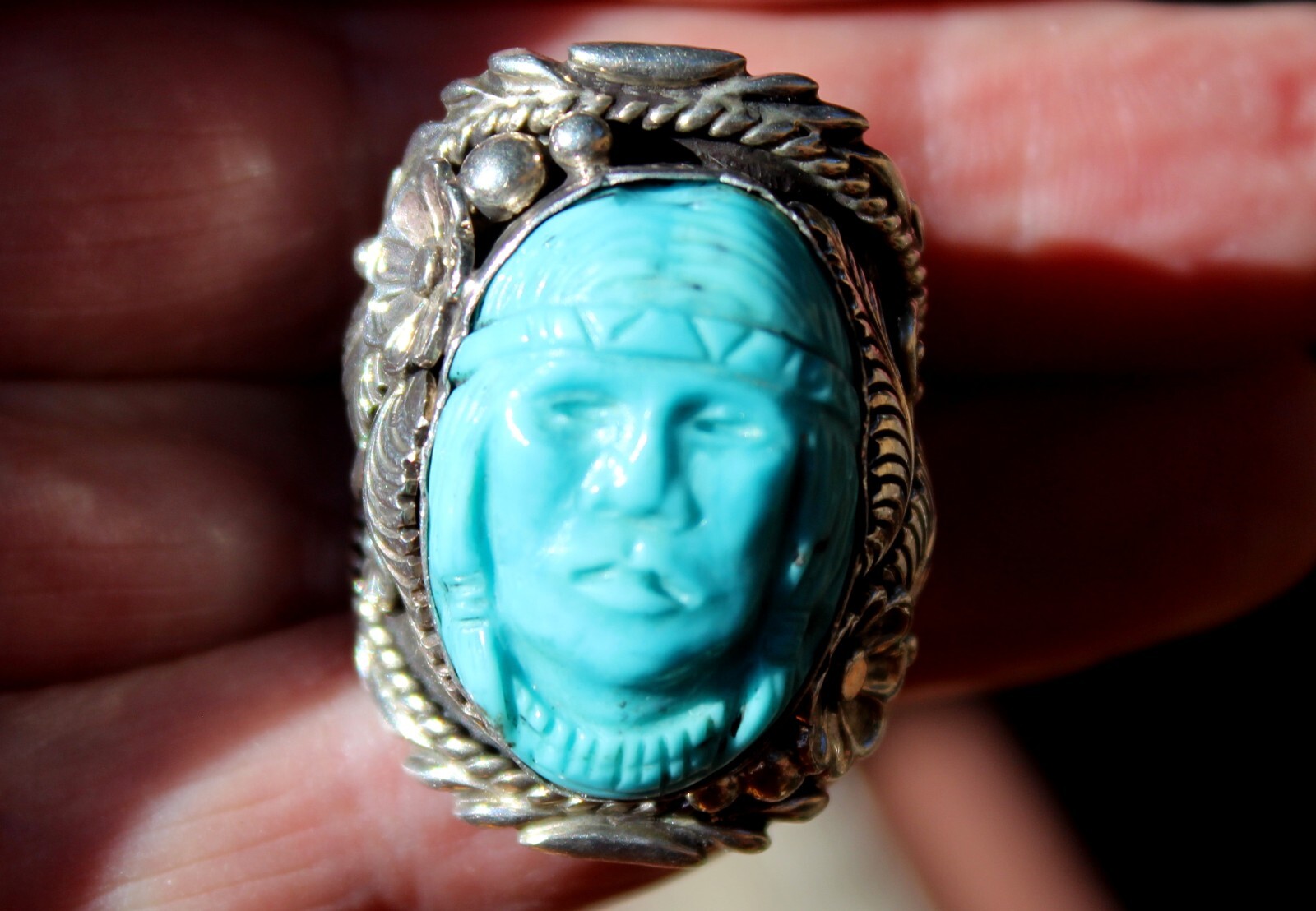 Beautiful Large Old Navajo Handmade Sterling Silver Turquoise INDIAN CHIEF Ring