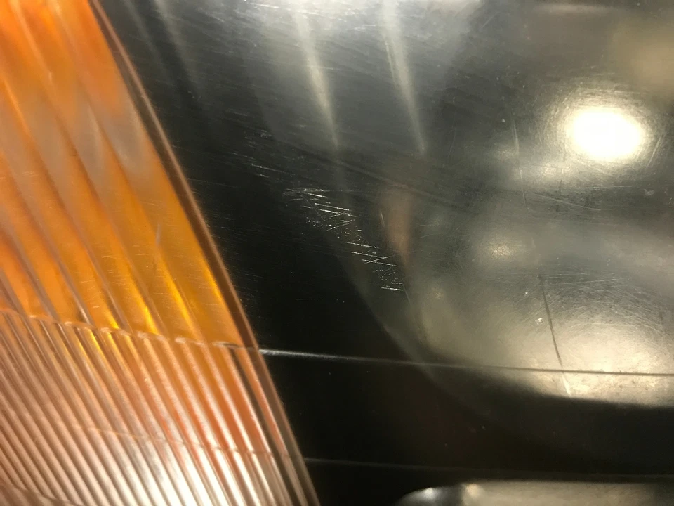 2002 SUBARU LEGACY OUTBACK RIGHT/PASSENGER HEADLIGHT #191 OEM - Image 3 of 4